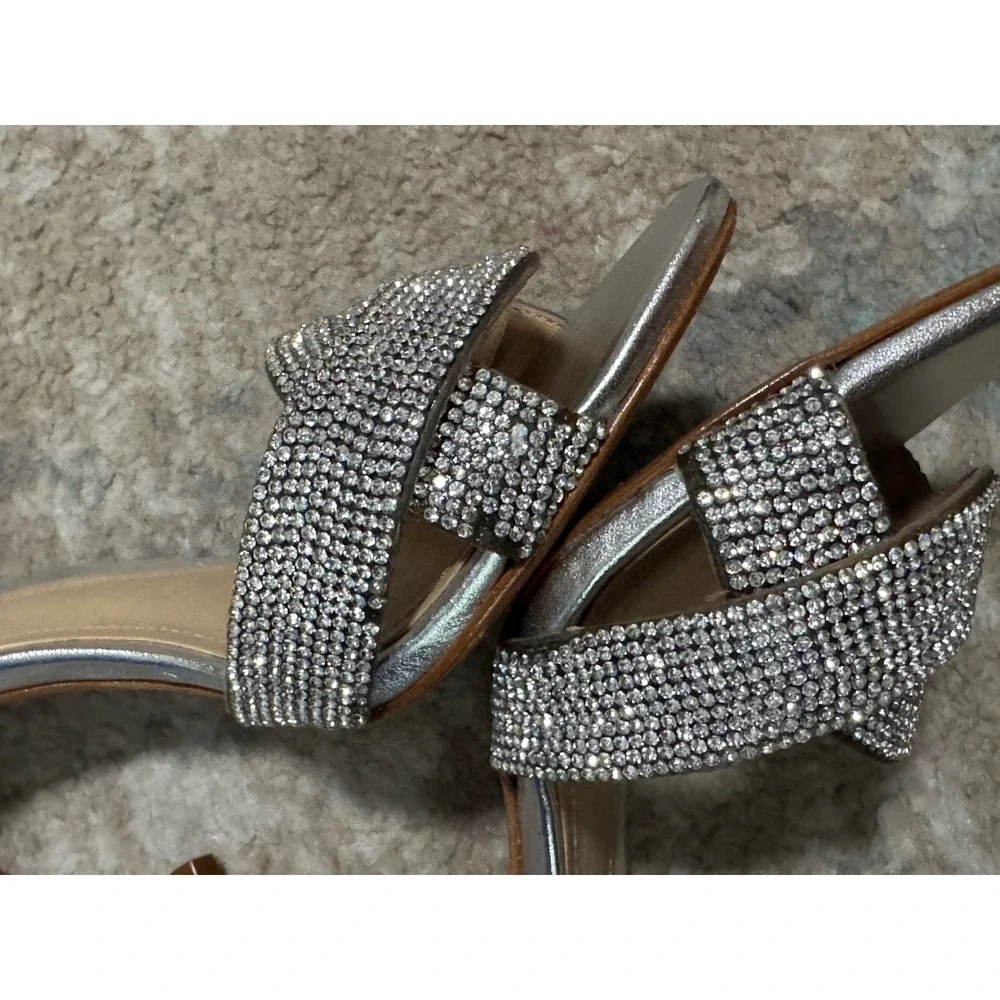 Schutz Jolita Silver Metallic Rhinestone Sz6.5 Knot Ankle Strap Stiletto Sandals